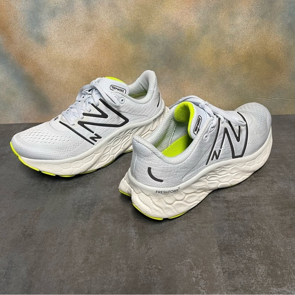 New Balance Fresh Foam More V4 WMORCR4 Light Blue Women's Running Shoes Size 9B - Picture 8 of 16